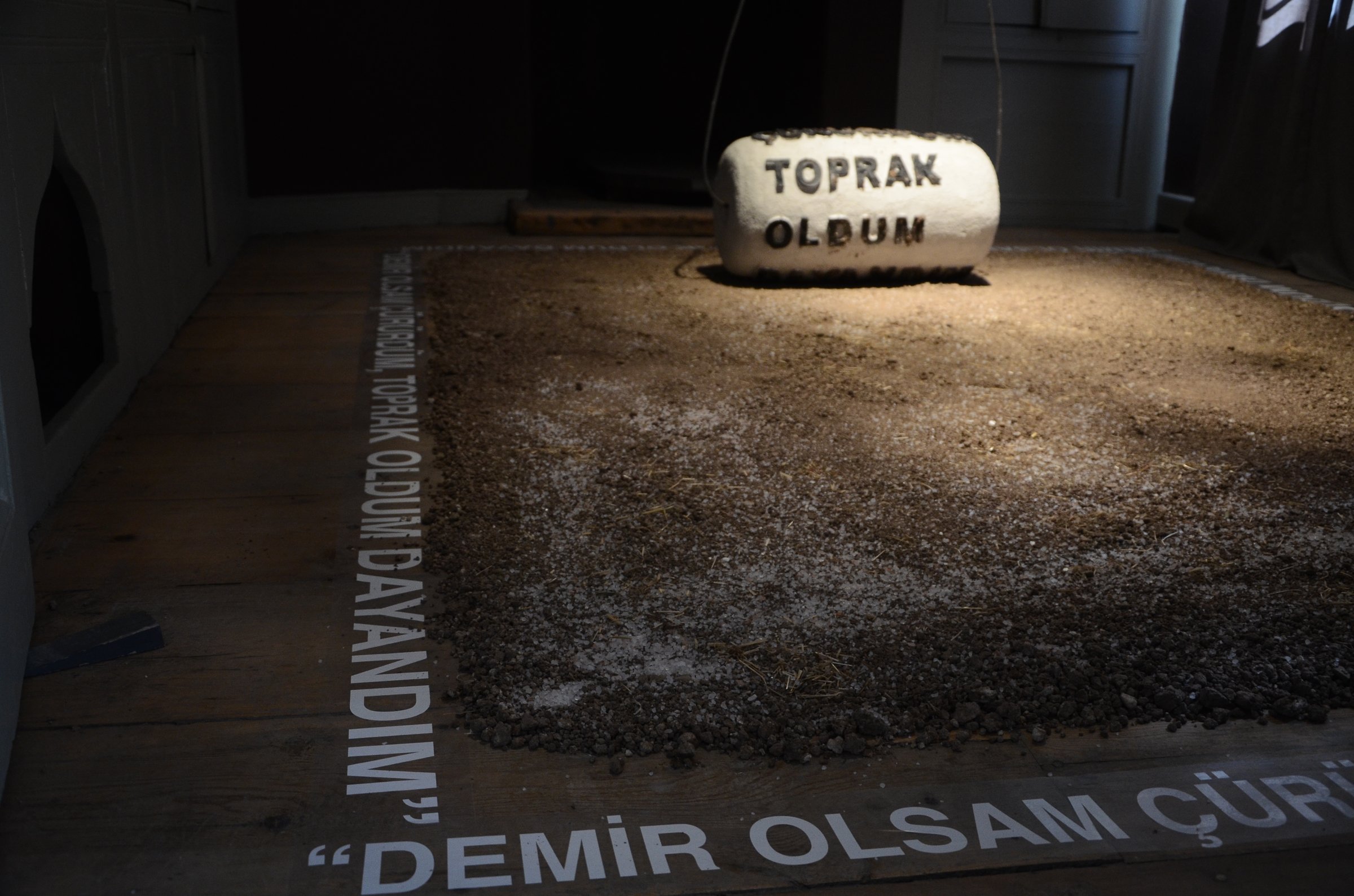 Sakin Topraklar